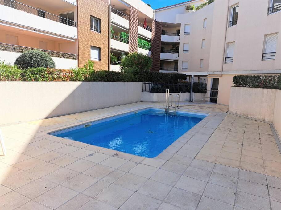 Saint Raphael, T2, Piscine, Proche Centre Ville Экстерьер фото